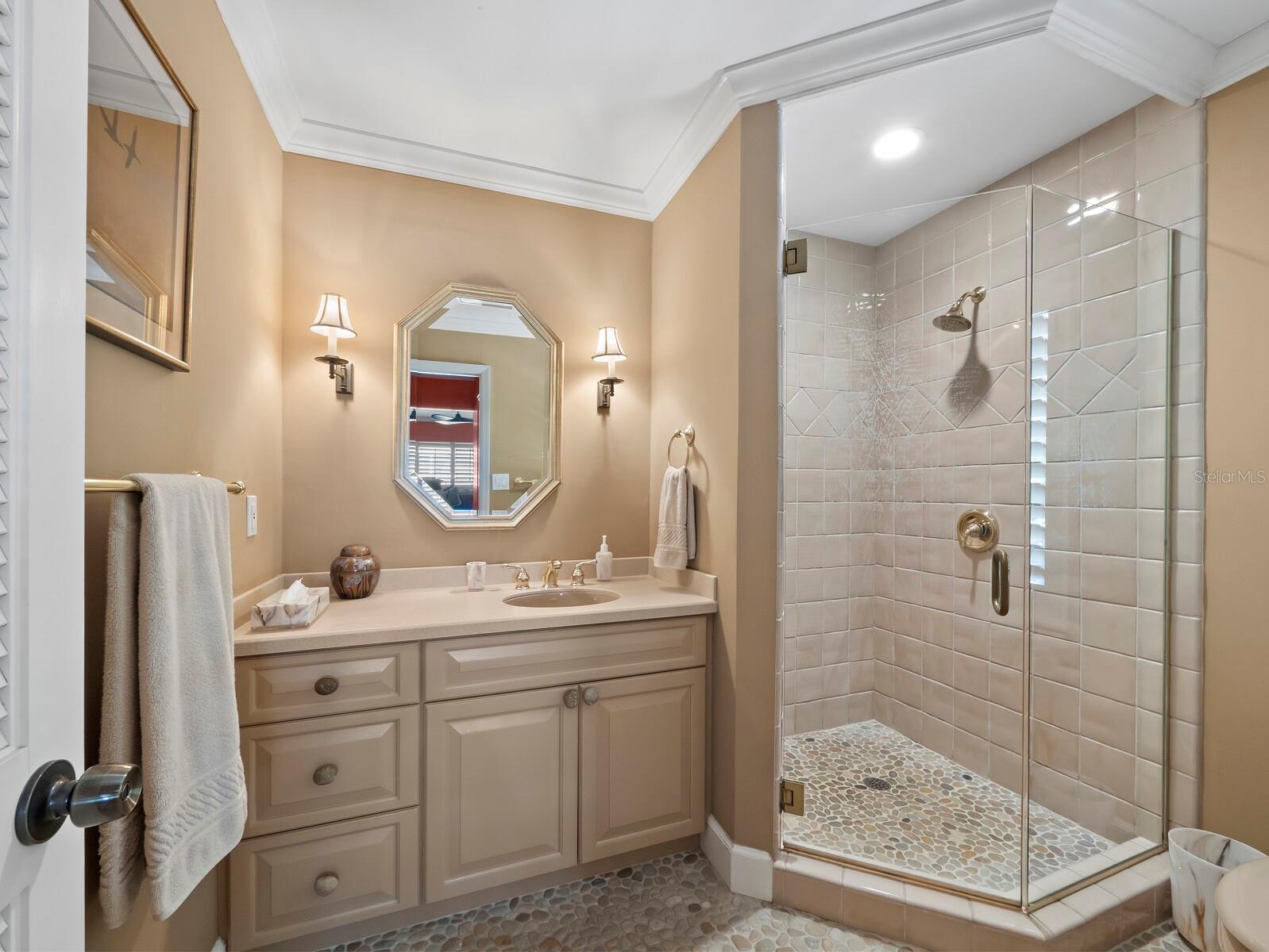 MARK TWAIN - Residential