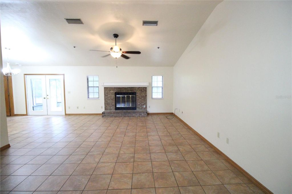 Photo of 4035 NW 37th Drive, Gainesville, FL 32606 (MLS # GC539983)