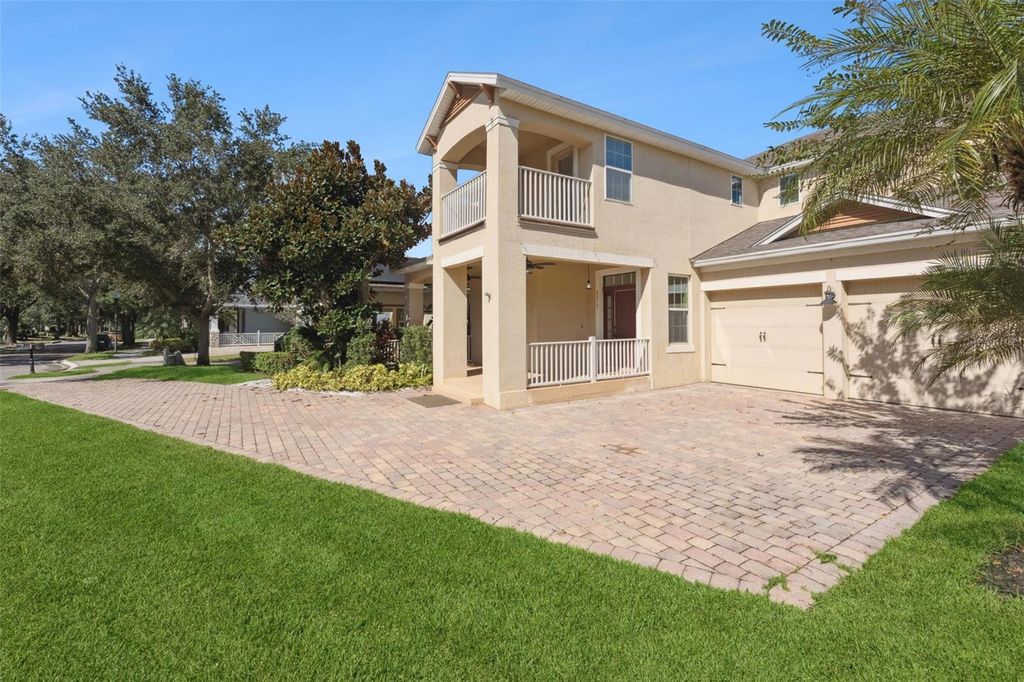 Photo of 6615 Helmsley Circle, Windermere, FL 34786 (MLS # G5109789)