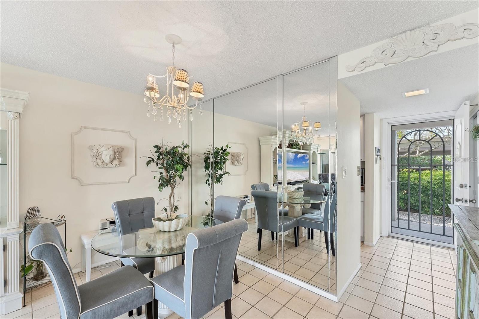 LONGBOAT HARBOUR - Residential