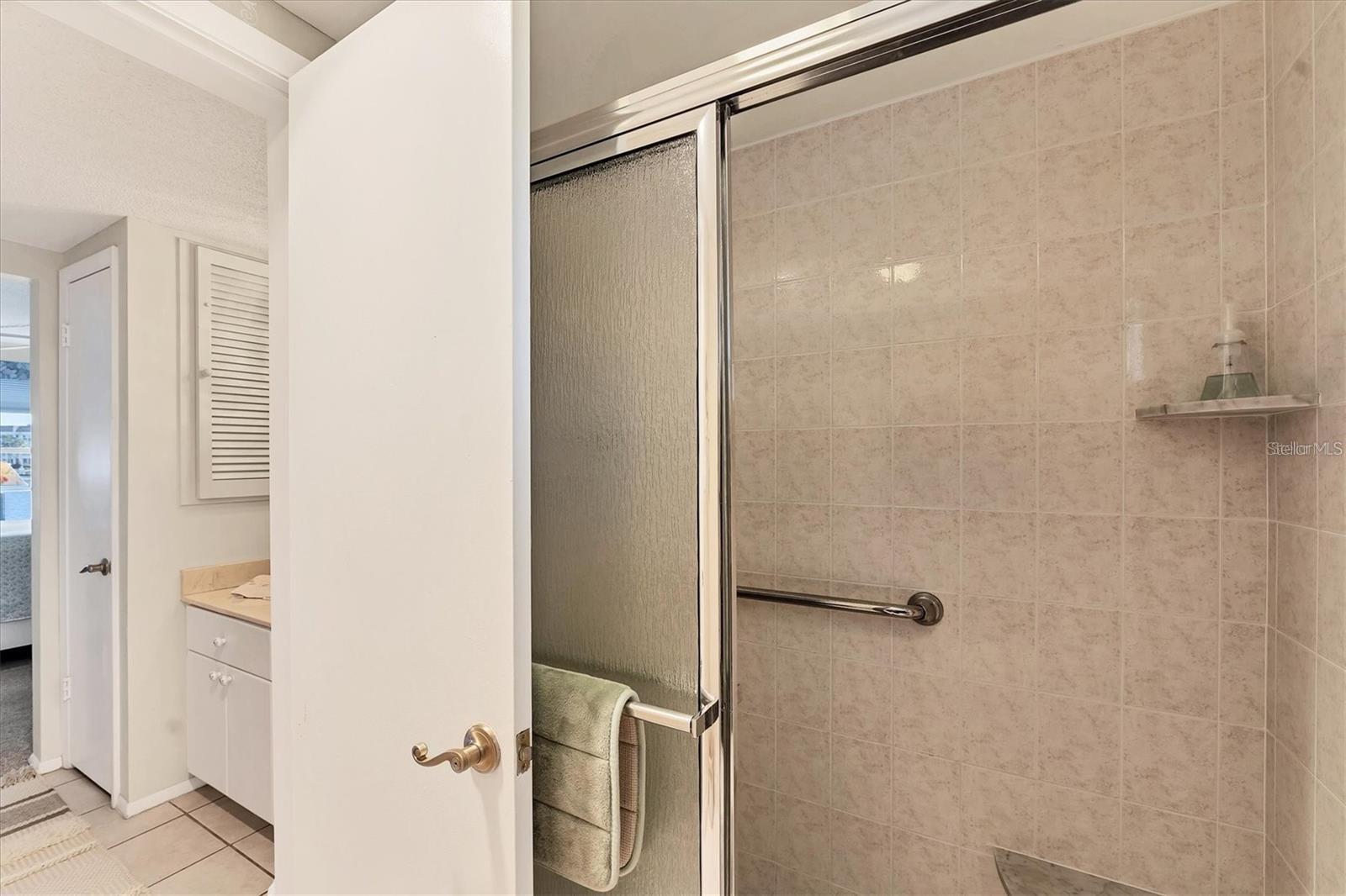 LONGBOAT HARBOUR - Residential