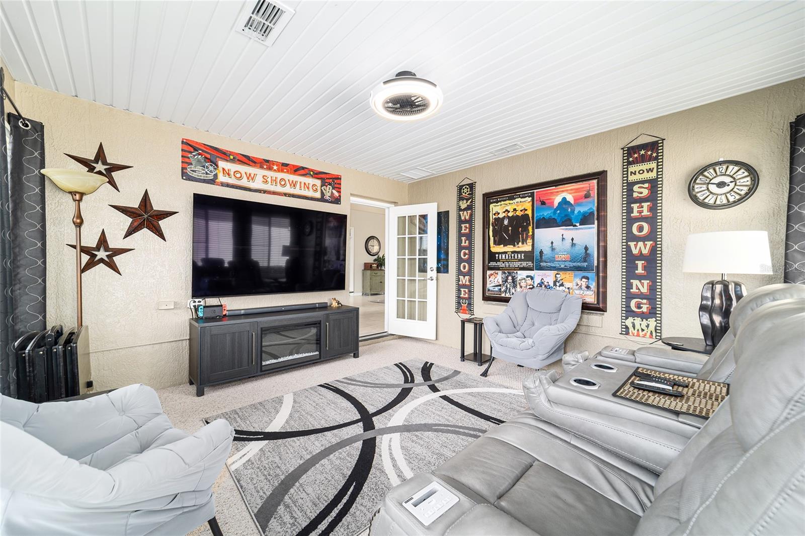 OAK RUN /THE FOUNTAINS PHASE 1 - Residential