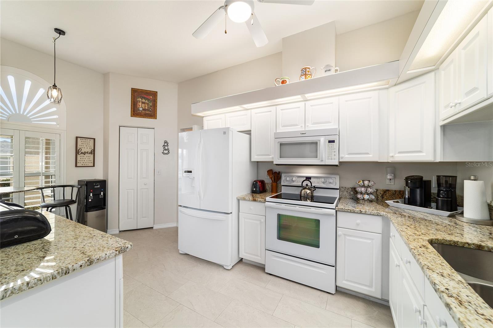 OAK RUN /THE FOUNTAINS PHASE 1 - Residential