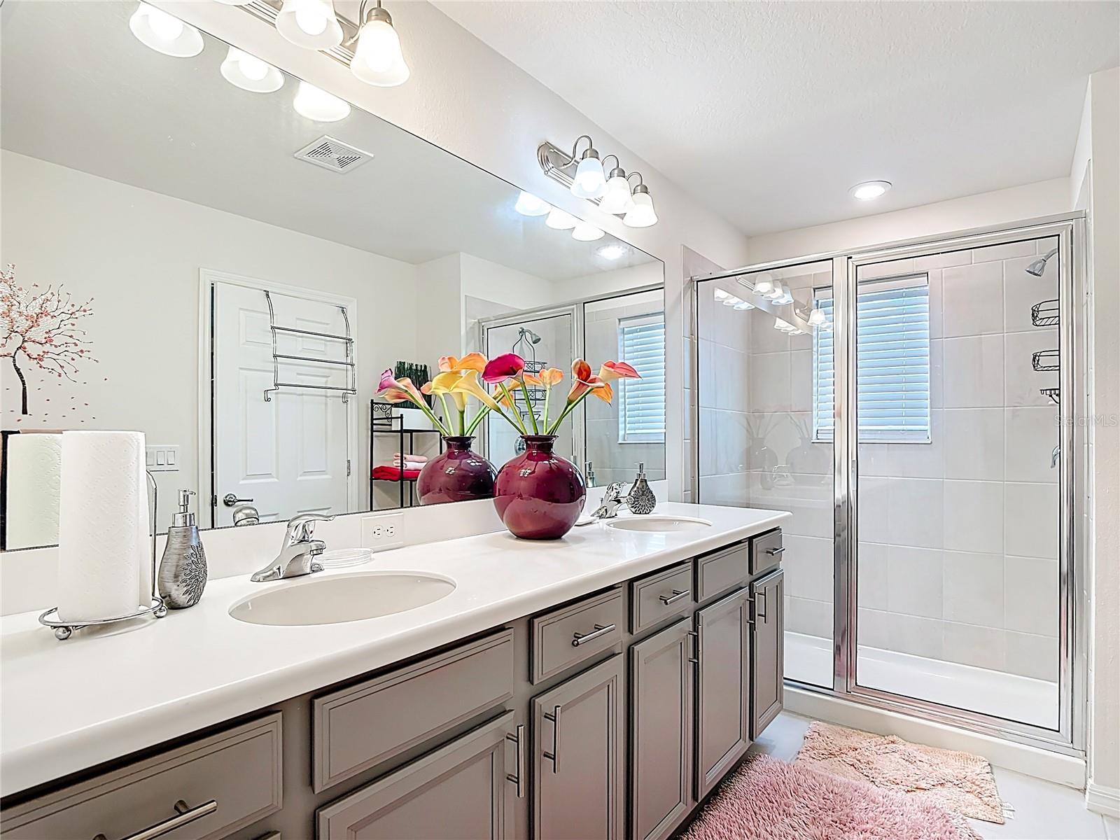 BELLA PARC TWNHMS - Residential