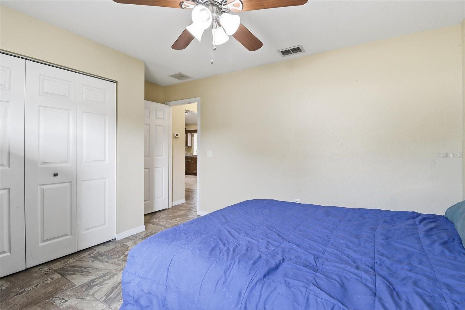 SILVER SPGS SHORES UN 22 - Residential