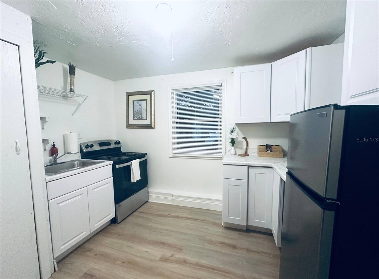 VICTORY HEIGHTS - Residential Income