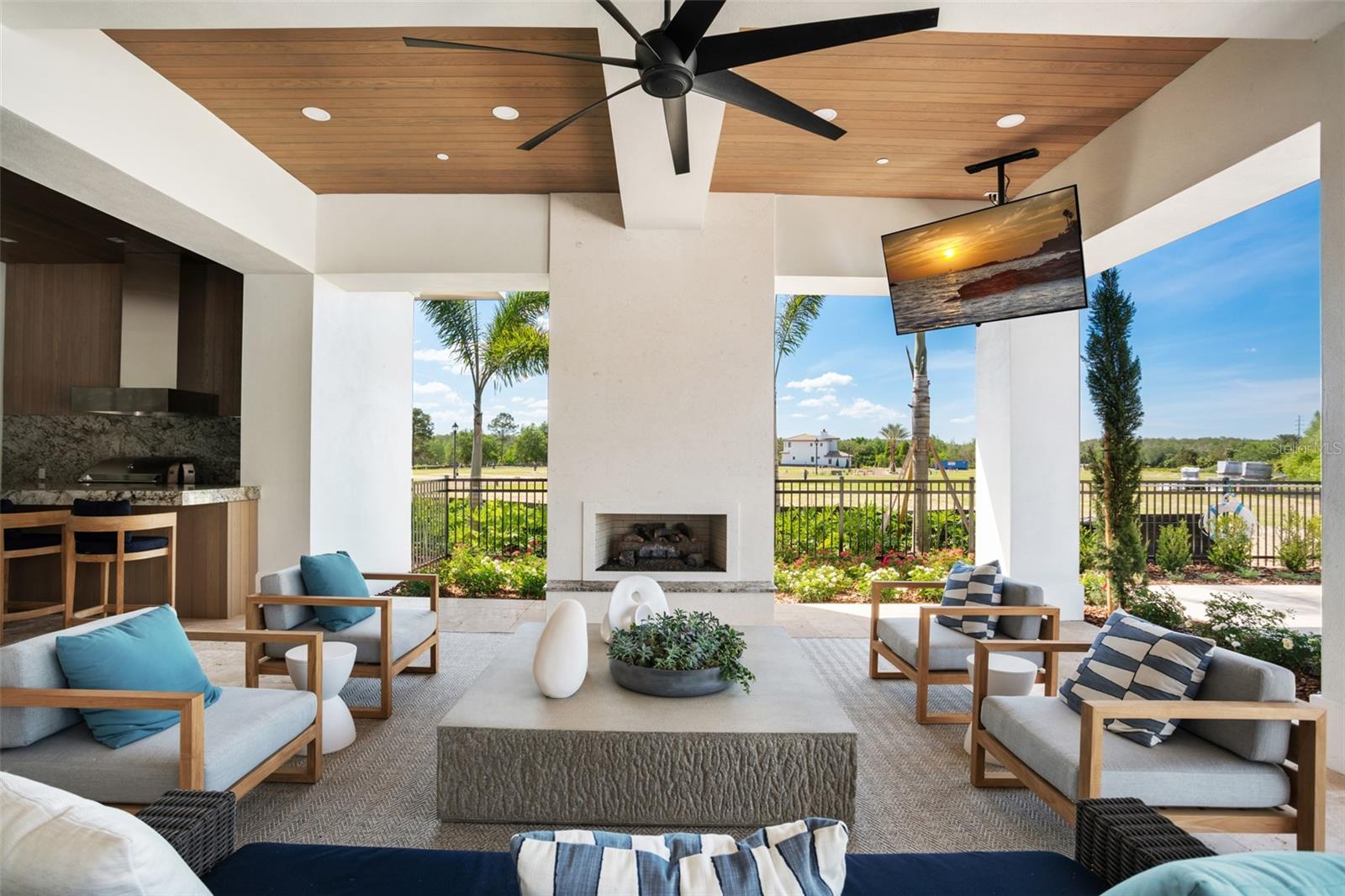 RESORT RESIDENCES AT GL ORLANDO - Residential