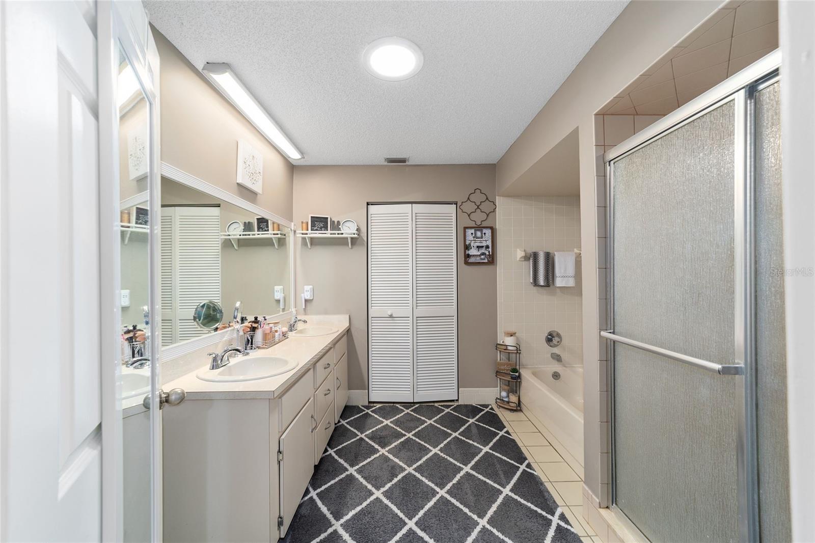 OAK RUN NBRHD 07 - Residential