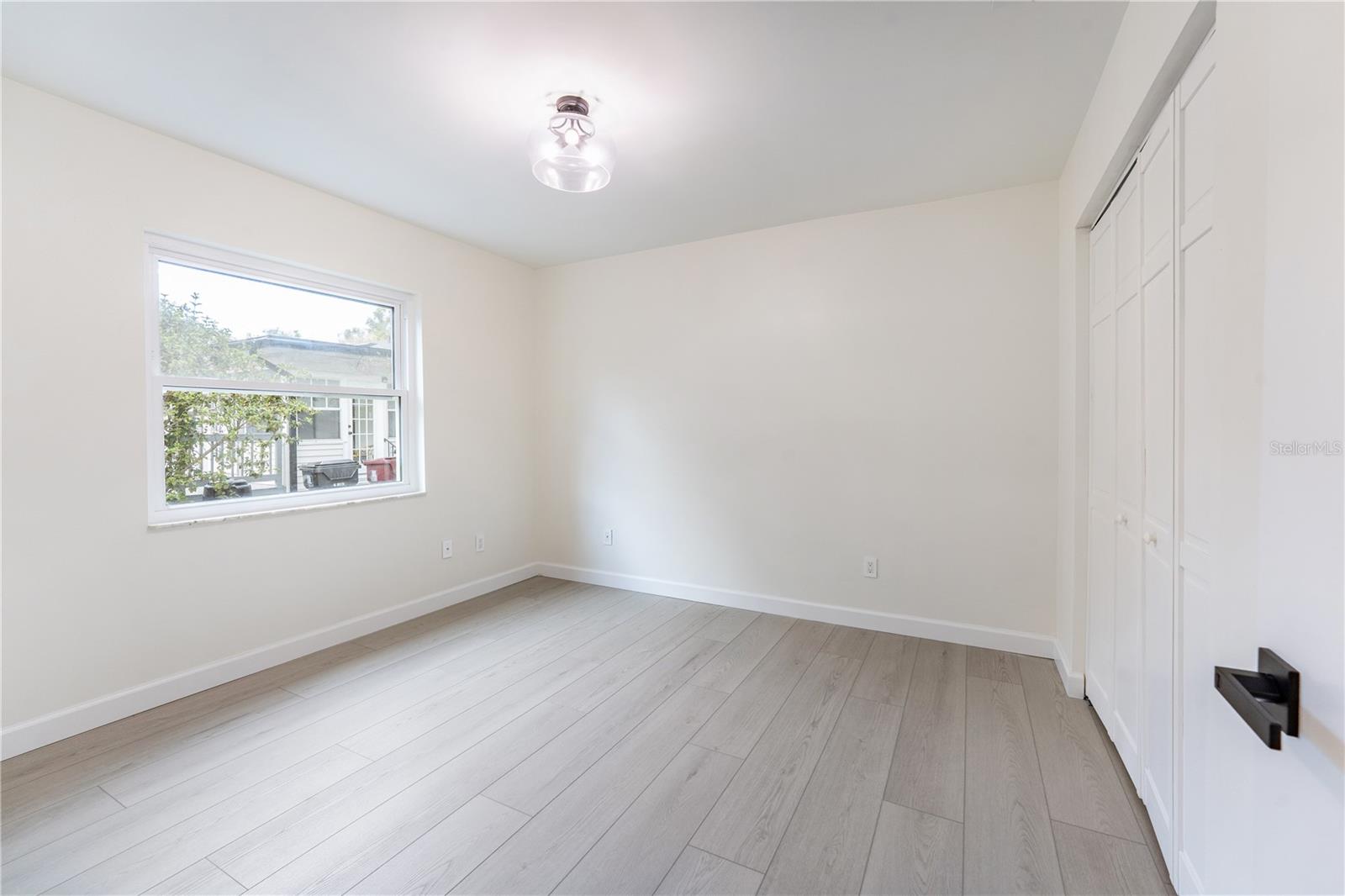 SEMINOLE PARK - Residential Lease