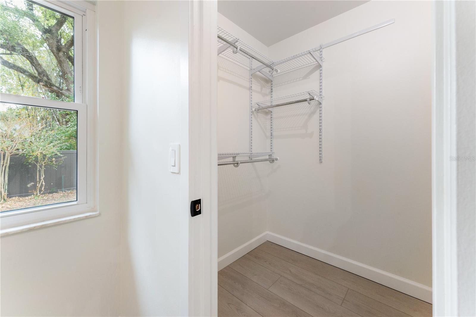 SEMINOLE PARK - Residential Lease