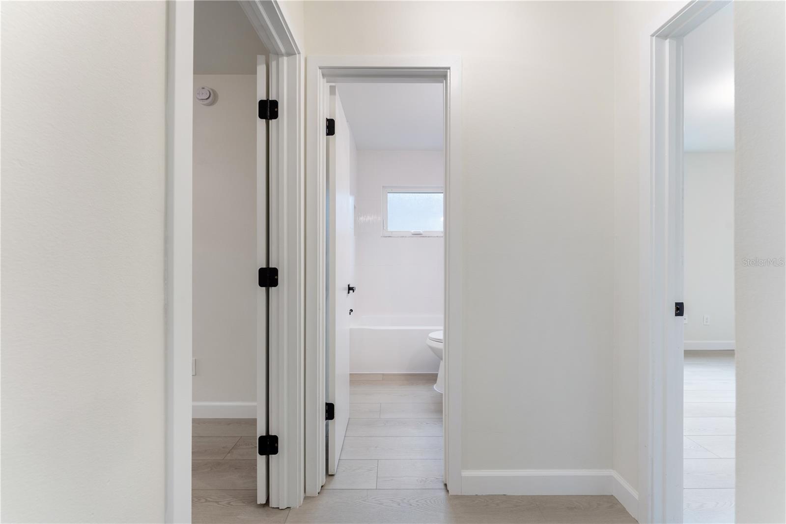 SEMINOLE PARK - Residential Lease