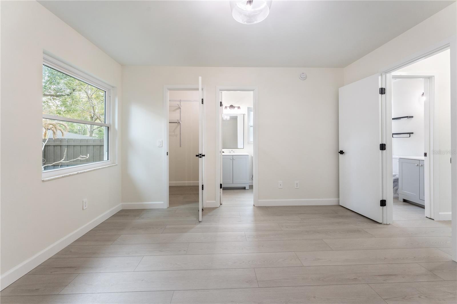 SEMINOLE PARK - Residential Lease