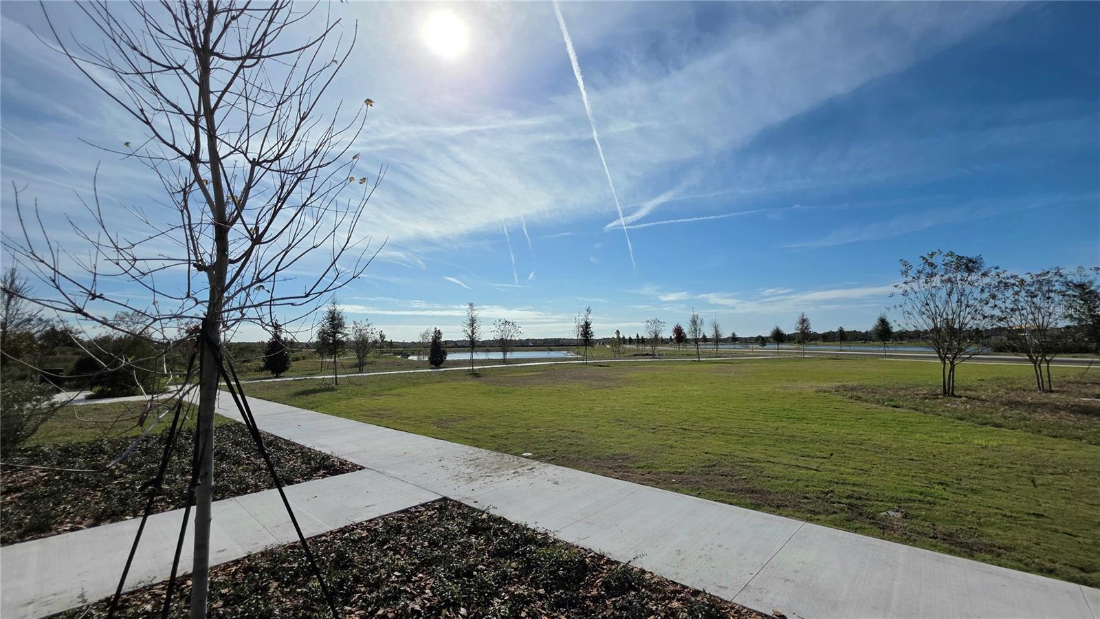 HAWTHORNE - Residential Lease