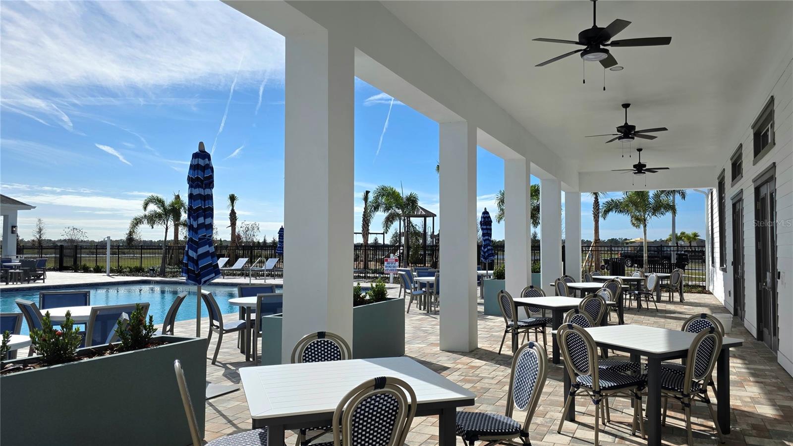 HAWTHORNE - Residential Lease