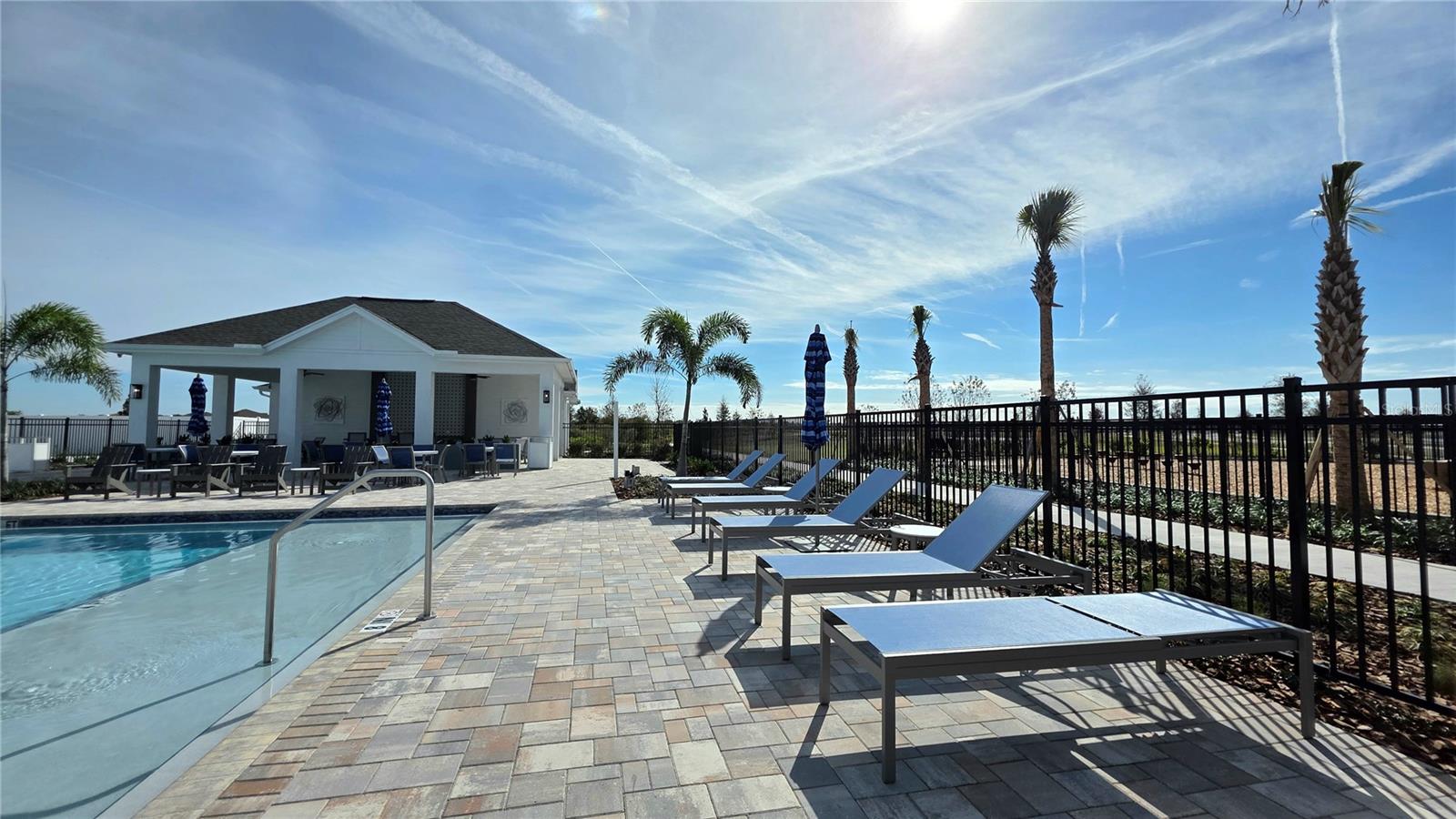 HAWTHORNE - Residential Lease