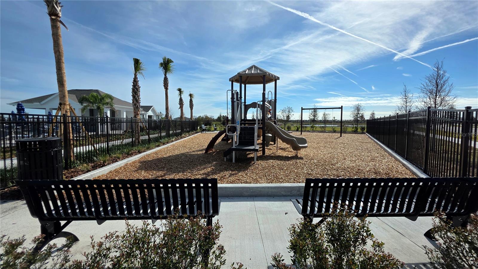 HAWTHORNE - Residential Lease