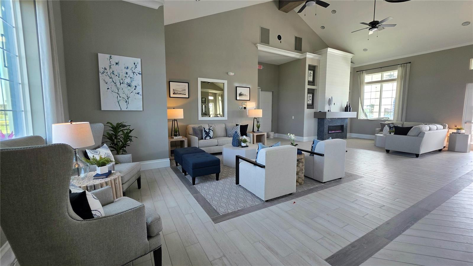 HAWTHORNE - Residential Lease