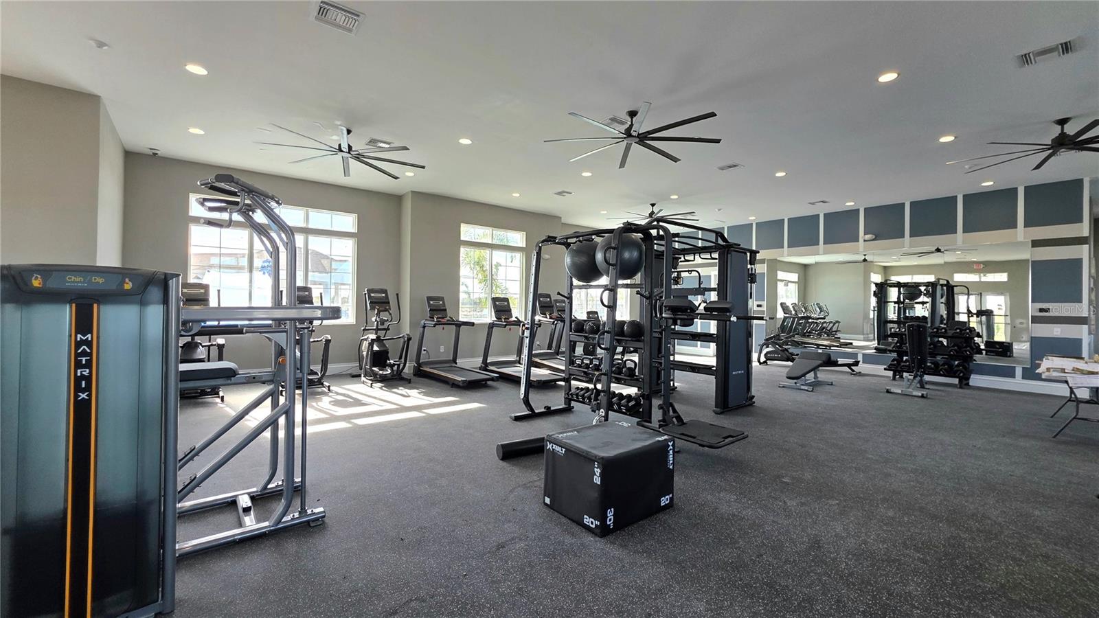 HAWTHORNE - Residential Lease