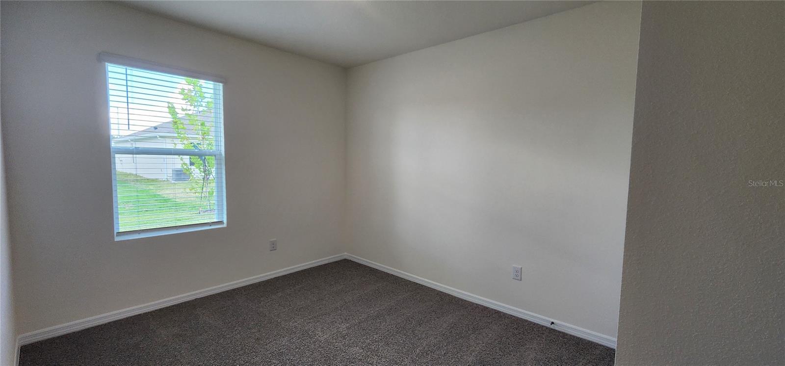 HAWTHORNE - Residential Lease