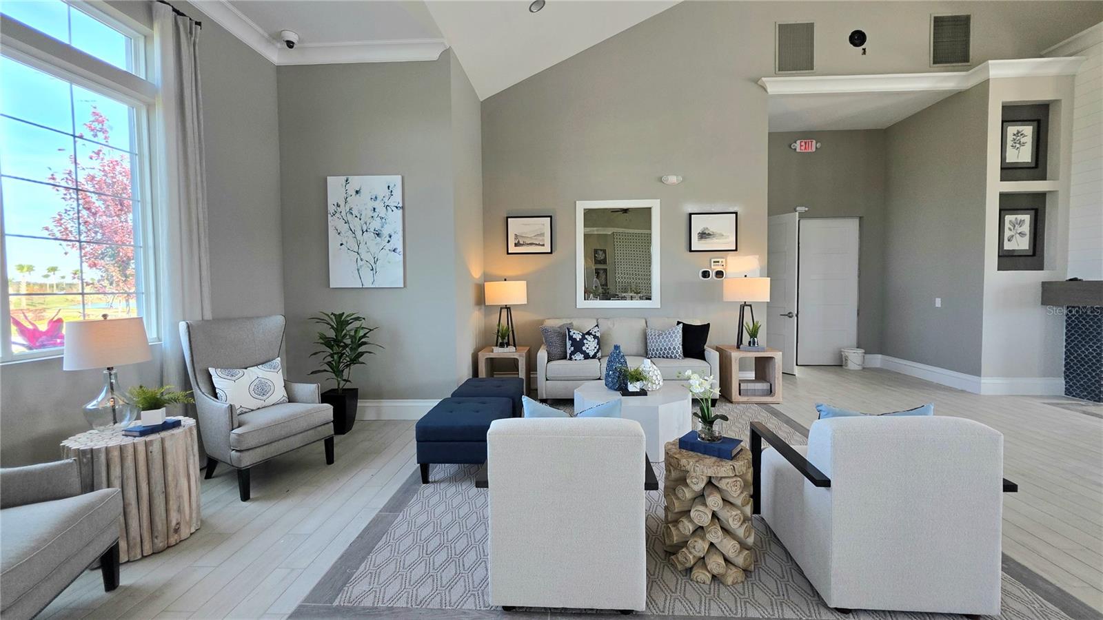 HAWTHORNE - Residential Lease