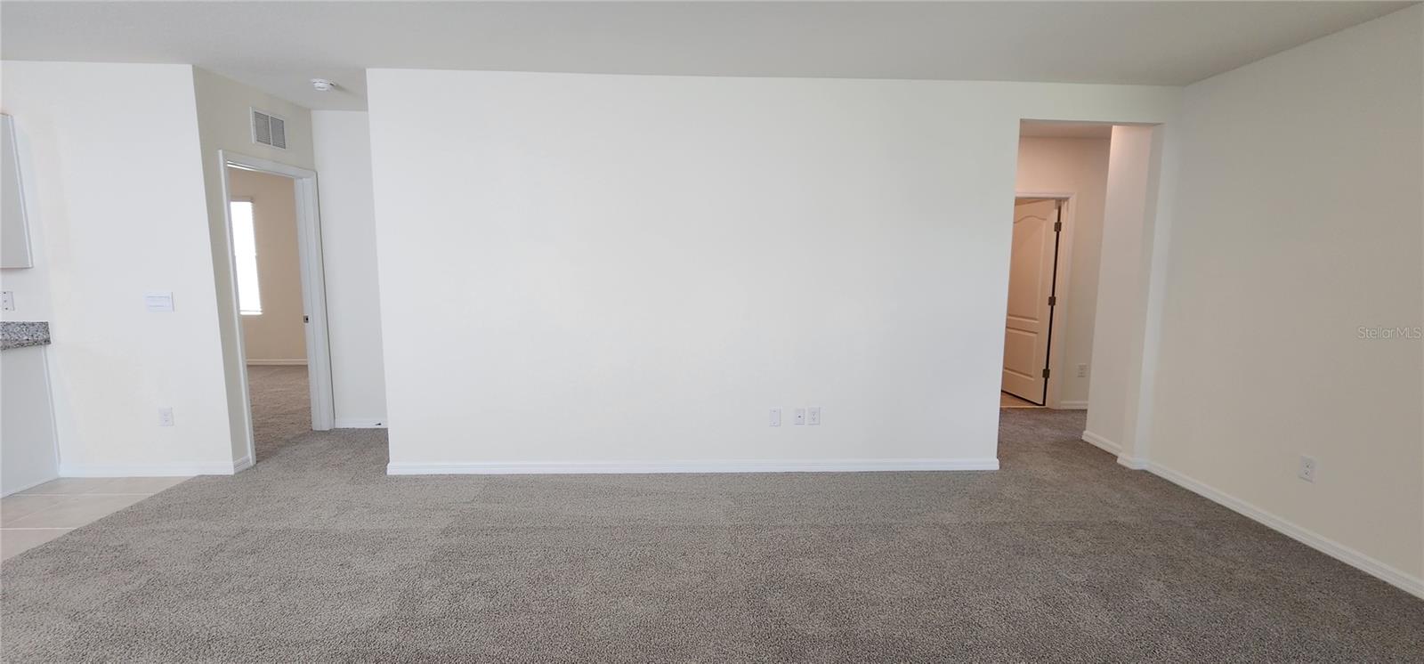 HAWTHORNE - Residential Lease