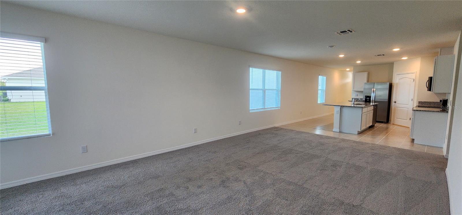 HAWTHORNE - Residential Lease