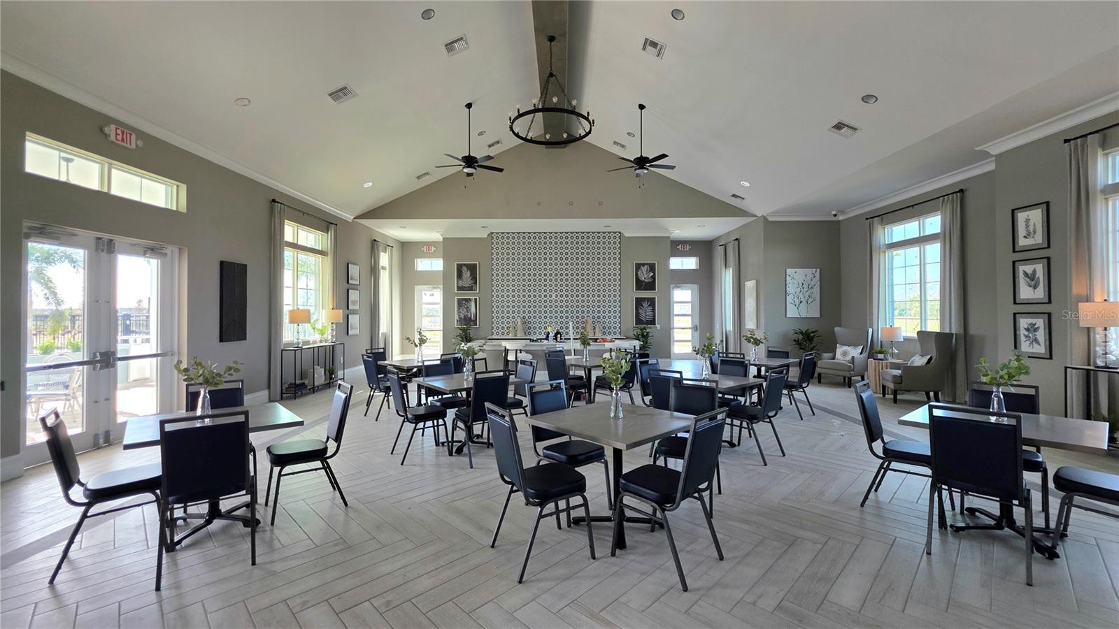 HAWTHORNE - Residential Lease