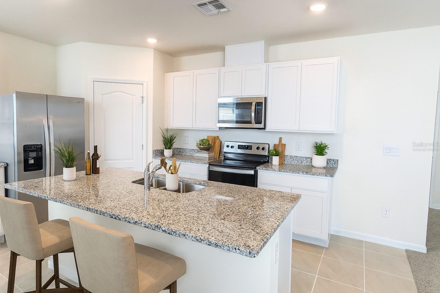 HAWTHORNE - Residential Lease