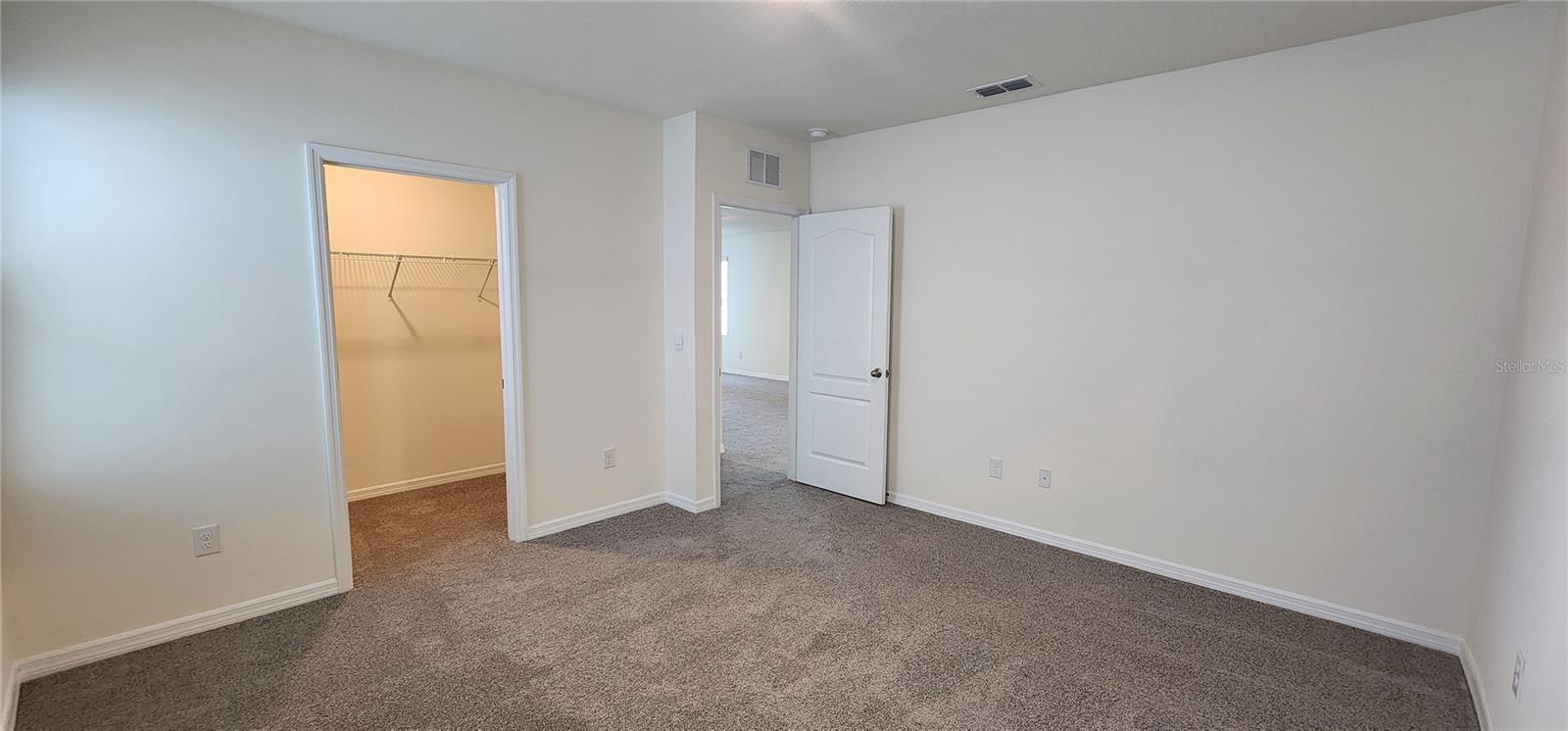 HAWTHORNE - Residential Lease