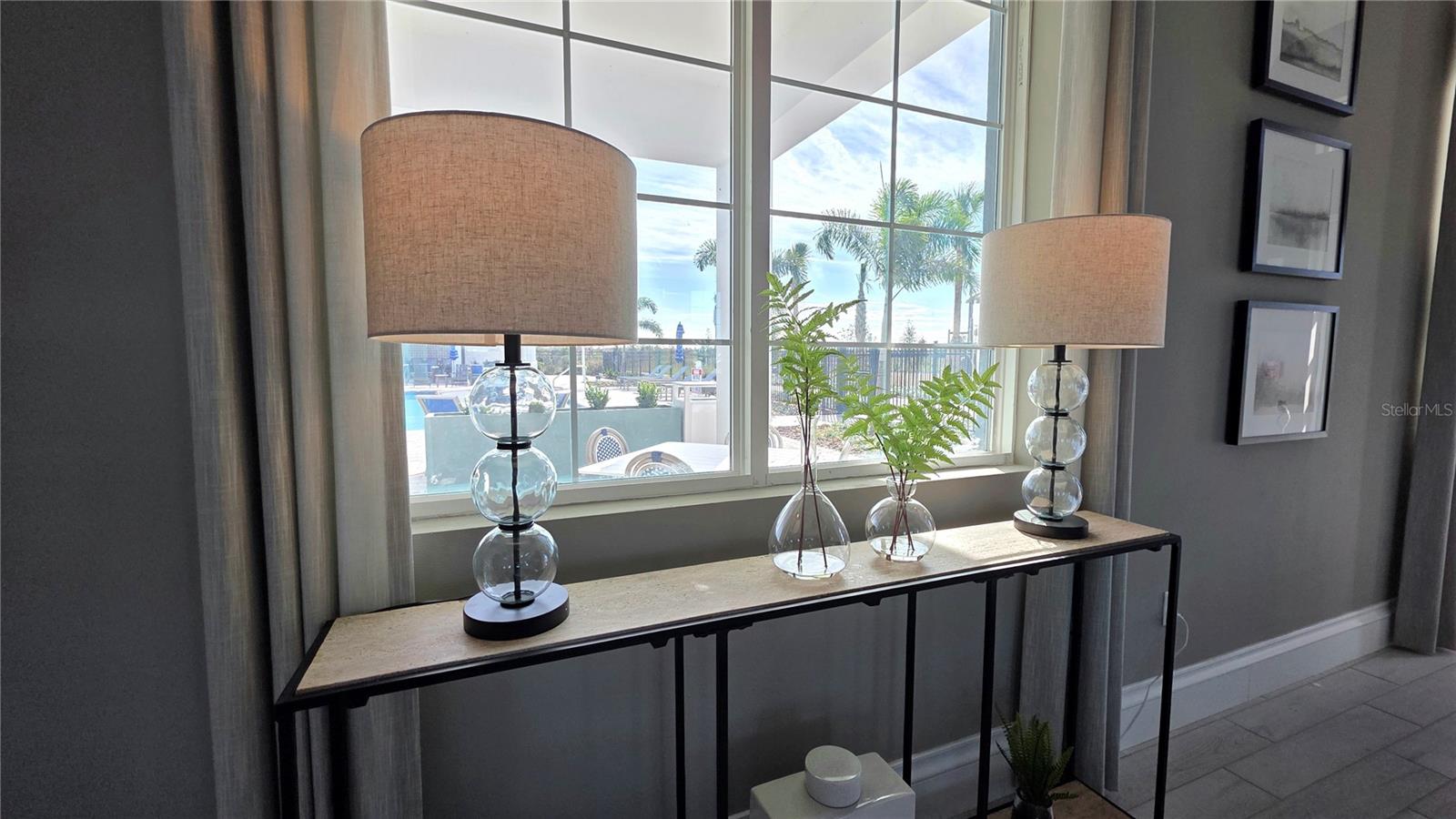 HAWTHORNE - Residential Lease