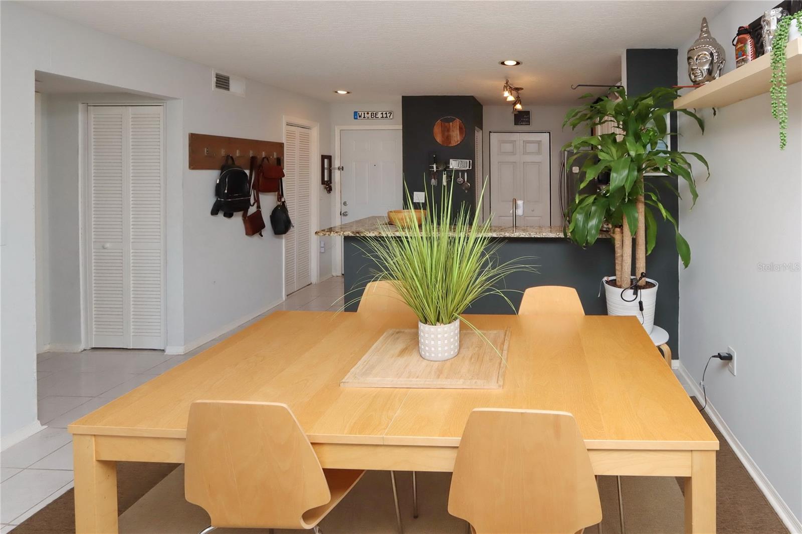 THE LANDINGS OF TAMPA A CONDOM - Residential