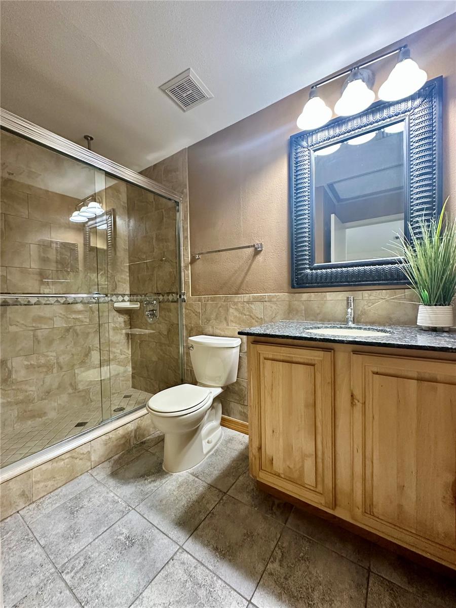 6004 WESTGATE DRIVE 301