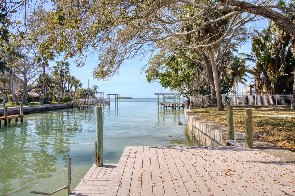 Photo of 5 Shore Drive, Dunedin, FL 34698 (MLS # TB8480592)