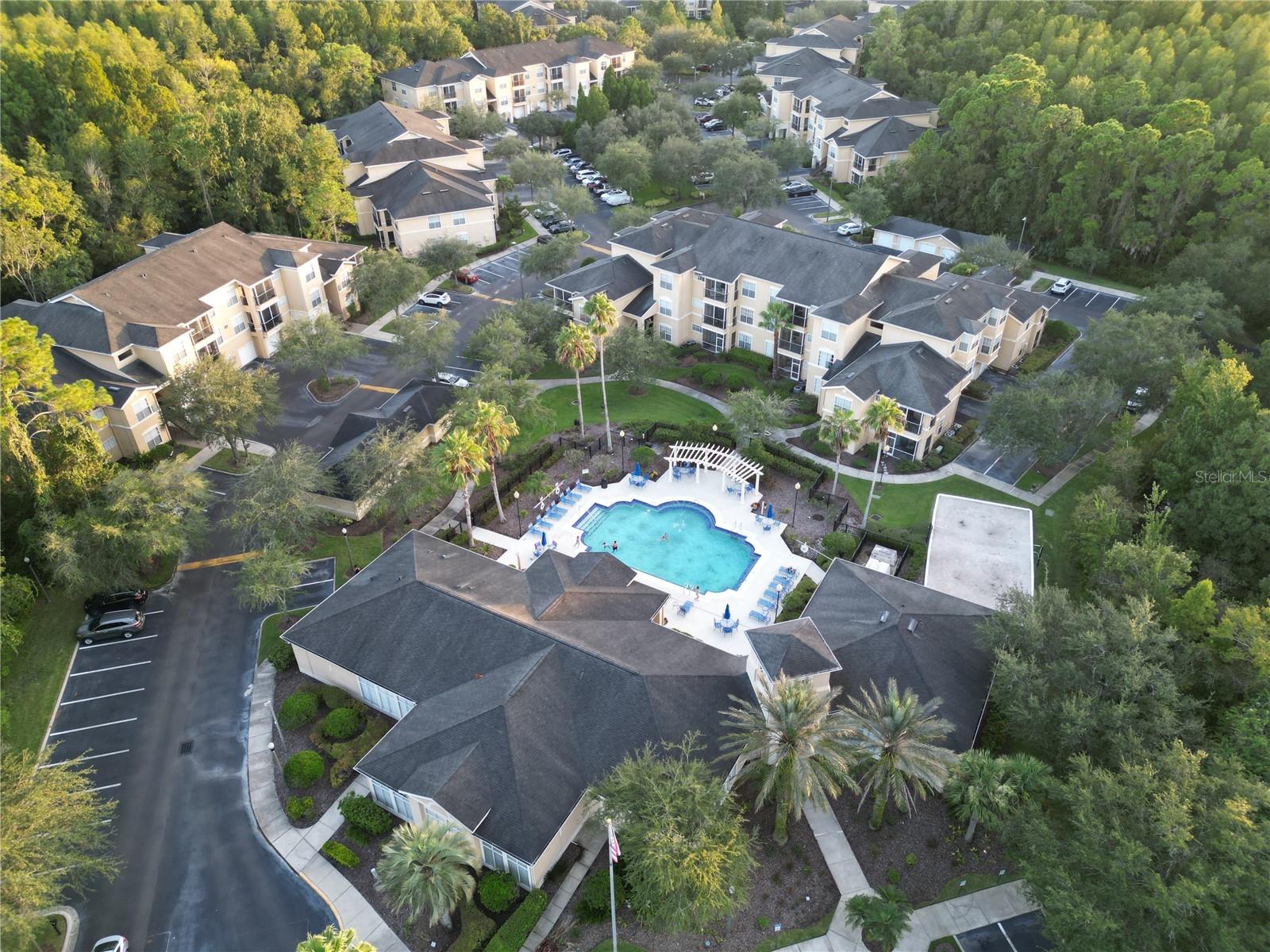 OXFORD PLACE AT TAMPA PALMS A - Residential