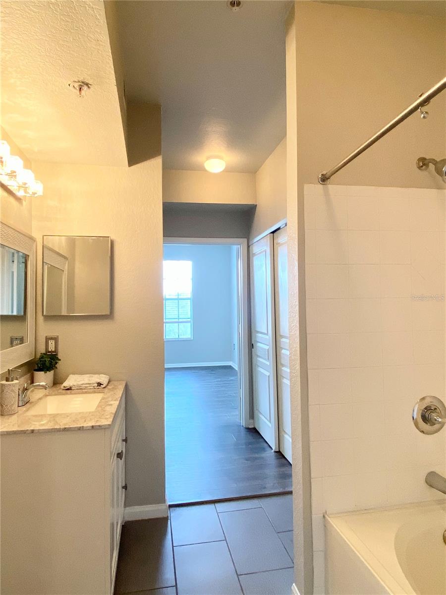 OXFORD PLACE AT TAMPA PALMS A - Residential