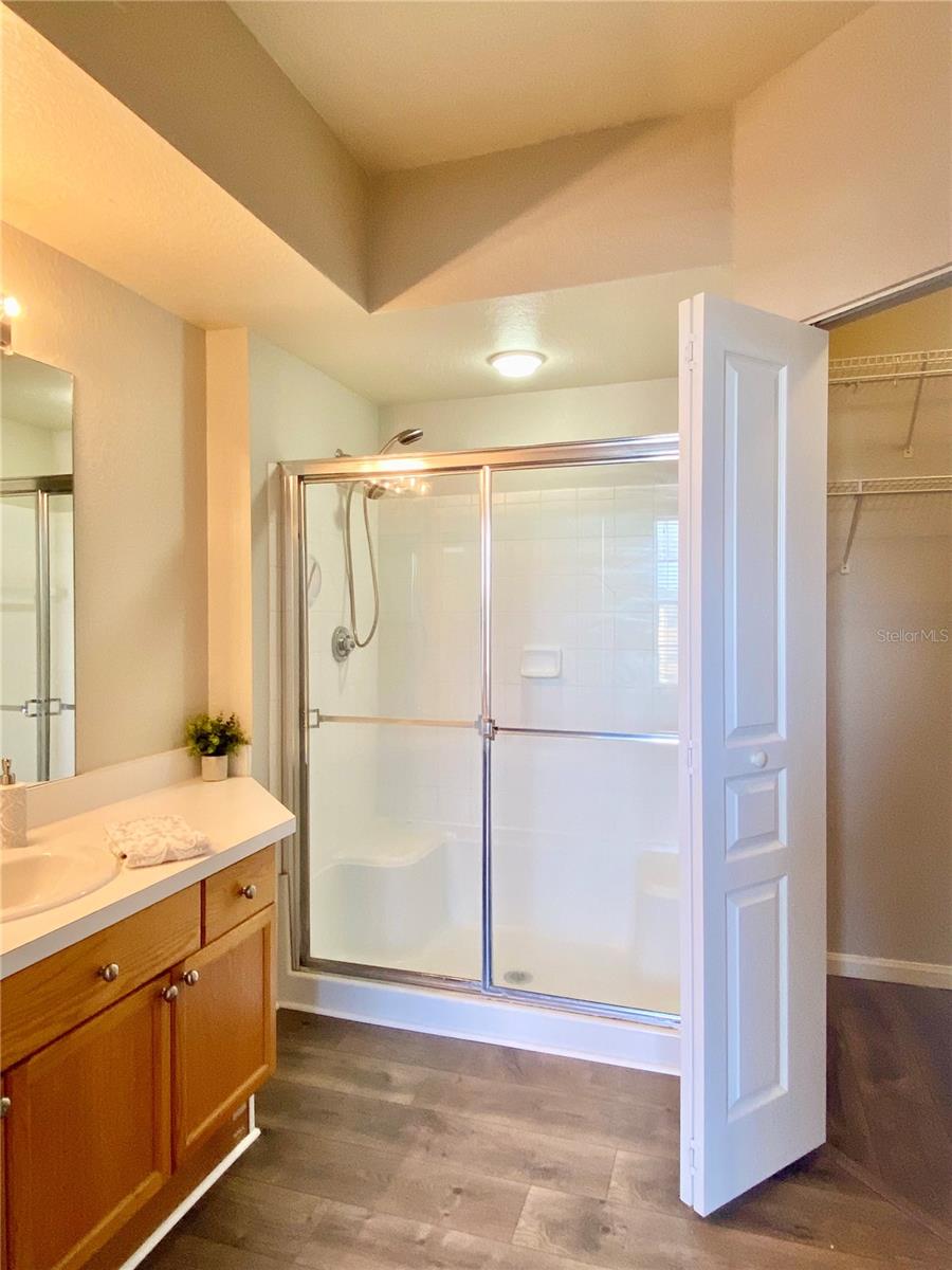 OXFORD PLACE AT TAMPA PALMS A - Residential