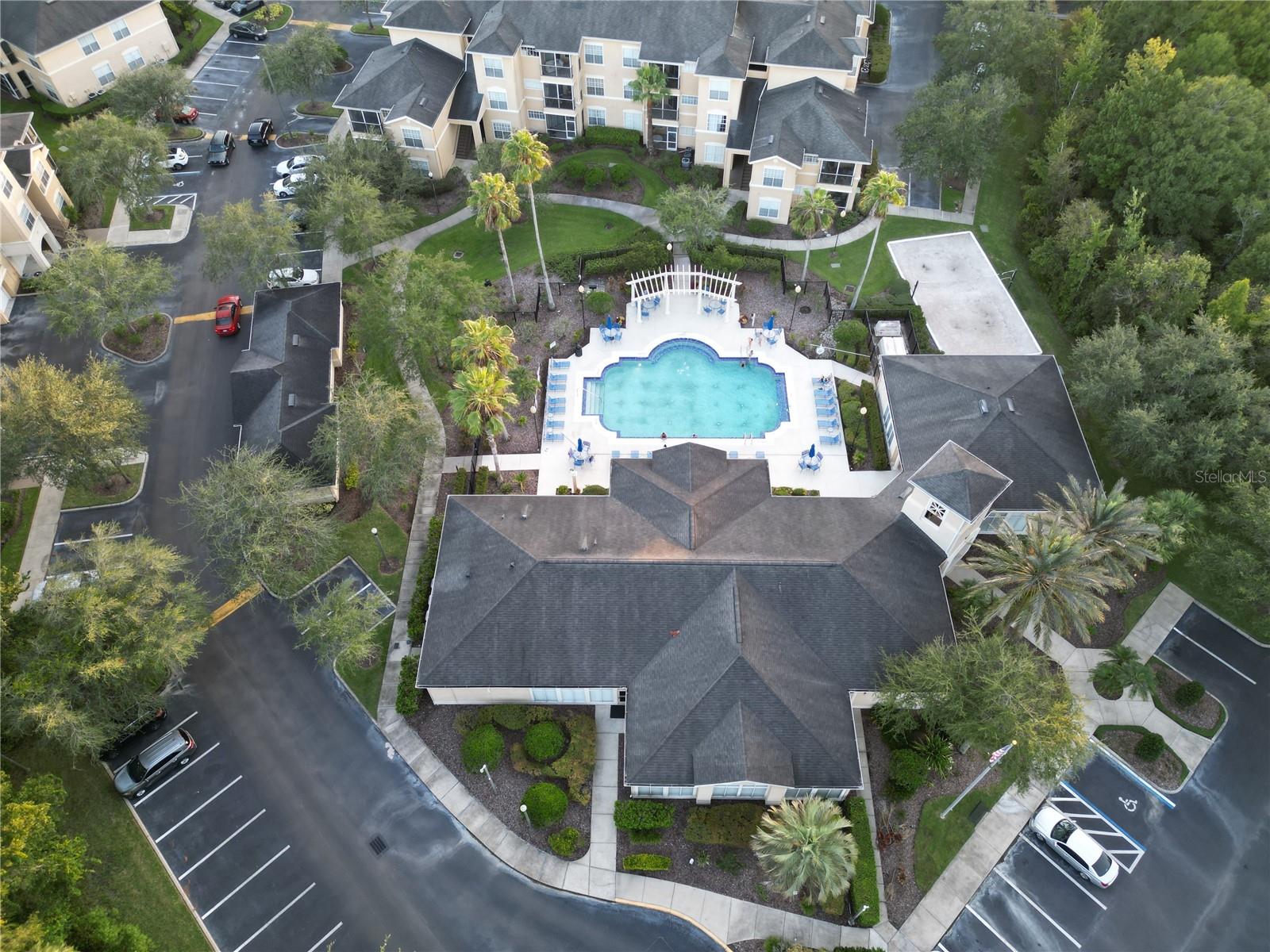 OXFORD PLACE AT TAMPA PALMS A - Residential