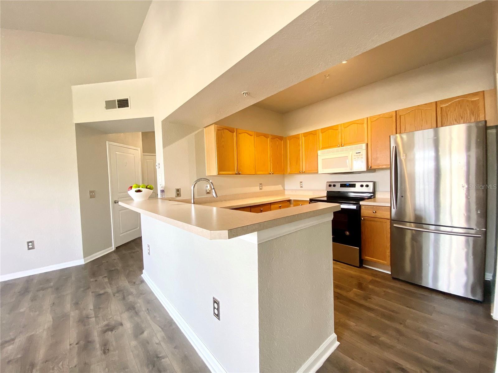 OXFORD PLACE AT TAMPA PALMS A - Residential