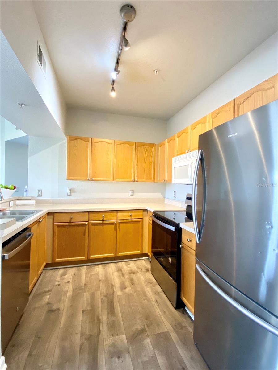 OXFORD PLACE AT TAMPA PALMS A - Residential