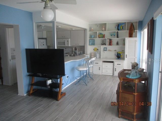 VENICE GARDENS - Residential