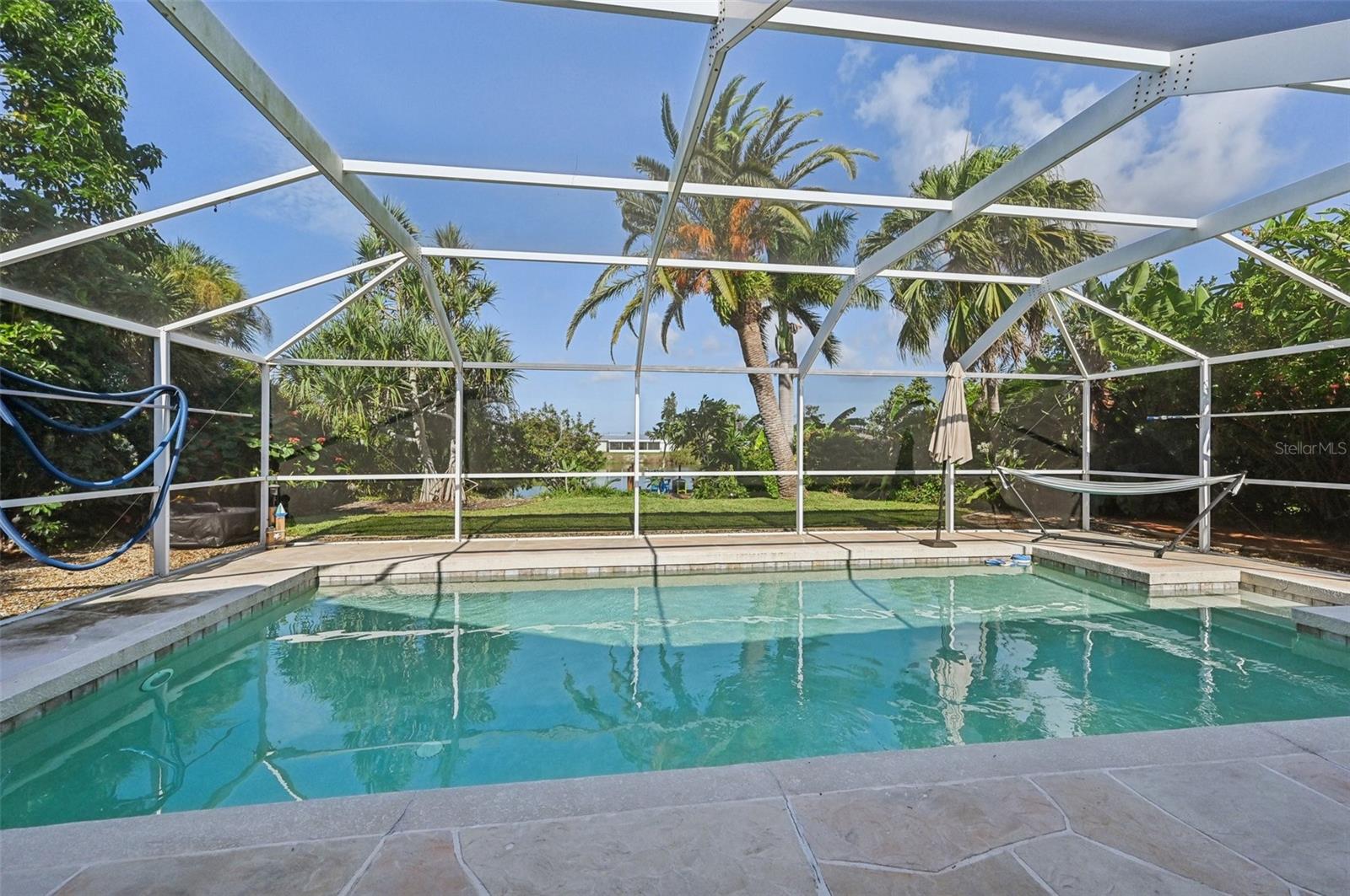 MAY TERRACE - Residential