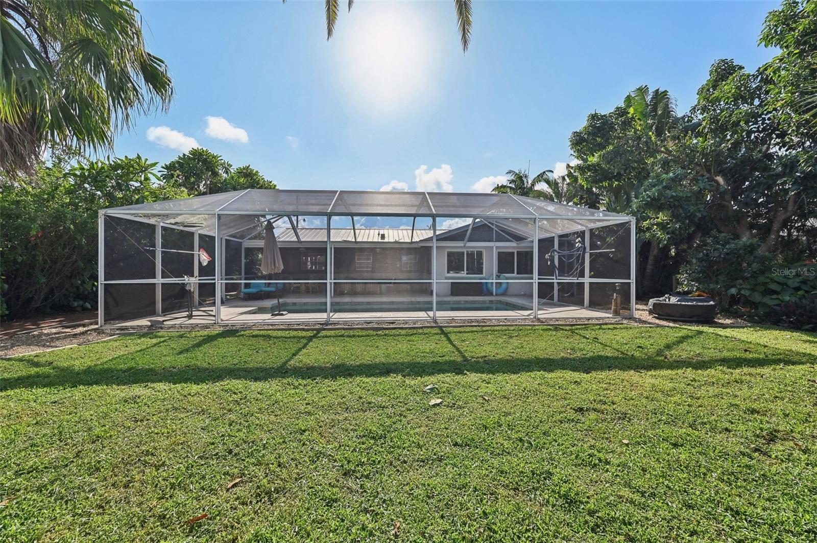 MAY TERRACE - Residential