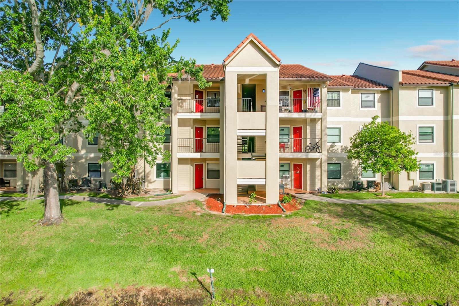 BLOSSOM PARK VILLAS CONDO - Residential