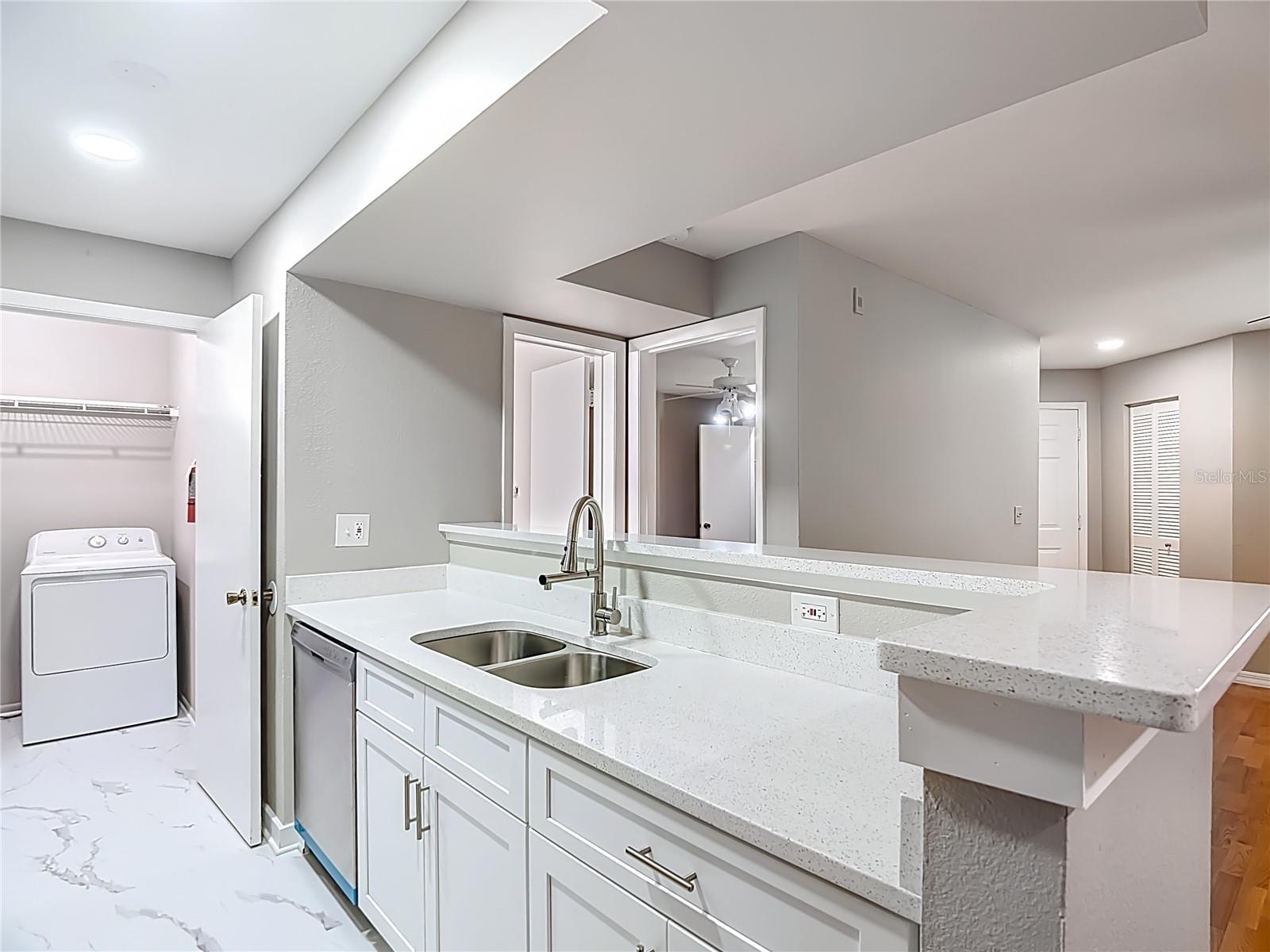 BLOSSOM PARK VILLAS CONDO - Residential