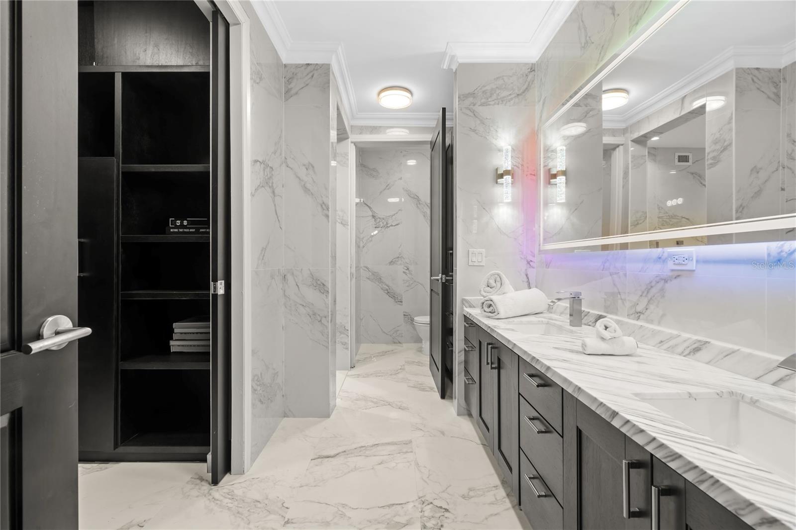 GRAND RESERVE COUNTRY CLUB RESIDENCES - Residential