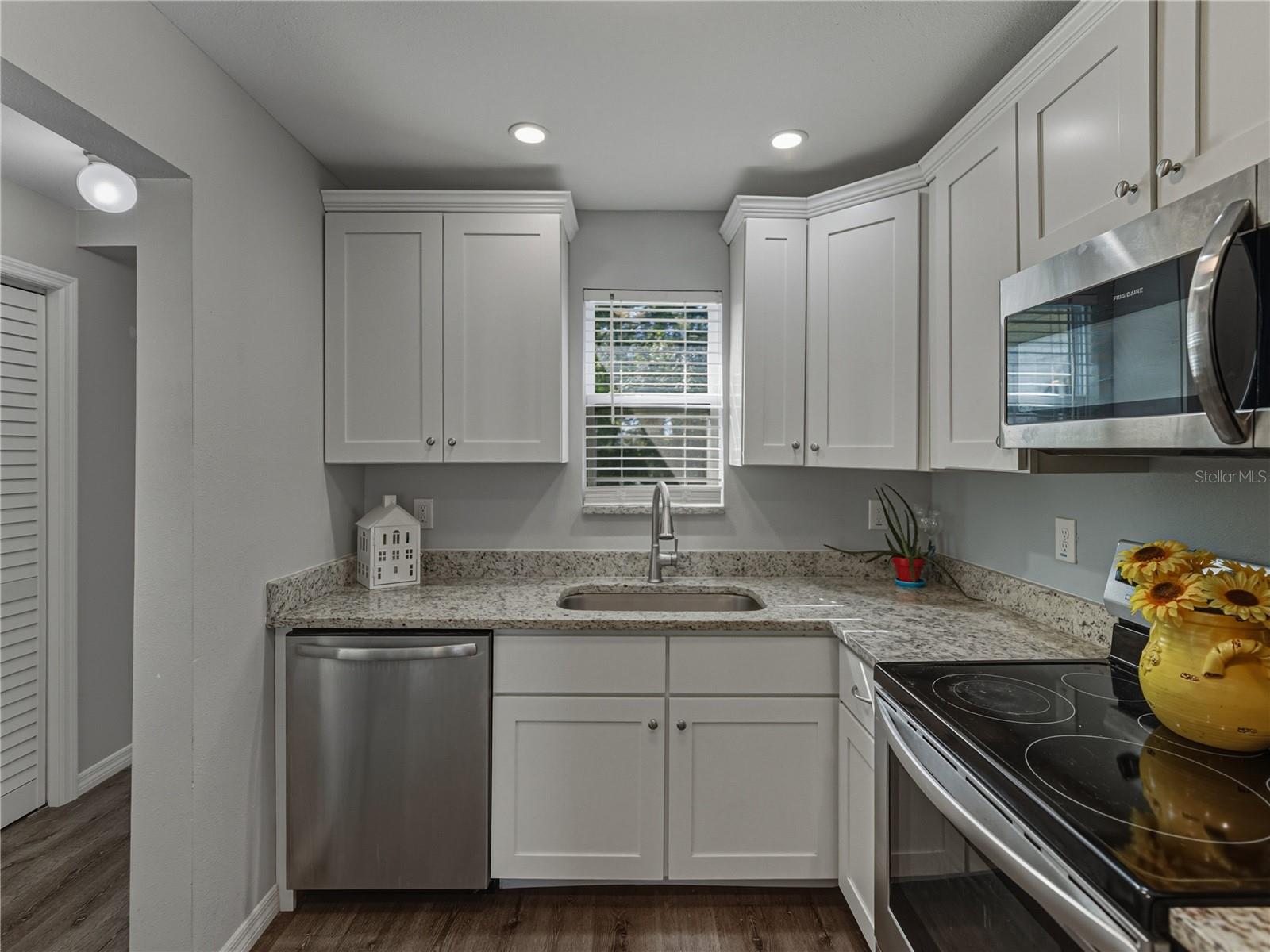 ZEPHYRHILLS COLONY CO - Residential