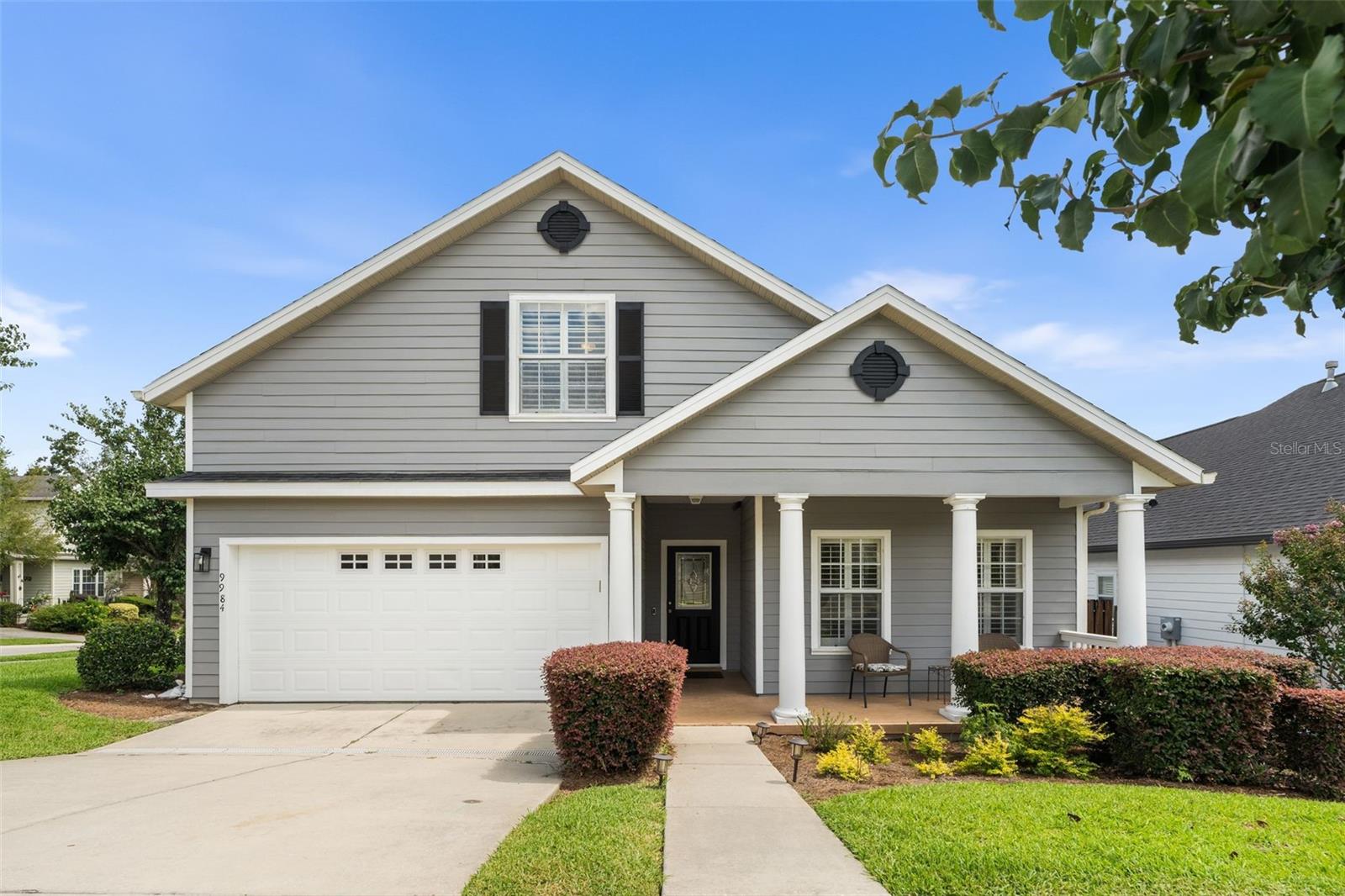 Experience comfortable, convenient living in the highly desirable Ellis Park community—ideally located just a few minutes from top-rated schools, including Buchholz High School, Fort Clarke Middle School, and Hidden Oak Elementary. Here, you have access to a Community Pool, playground, Community Club House, and plenty of green space.
This beautifully maintained 4-bedroom, 3-bathroom home offers nearly 2,500 square feet of thoughtfully designed living space. Recent upgrades include a brand-new roof and fresh interior paint throughout, providing a move-in-ready home and a fresh canvas for your personal style.
Enjoy the spacious, light-filled interior, featuring vaulted ceilings in the living room and kitchen that create an open, airy atmosphere on a corner lot. The primary suite includes a flexible bonus area—perfect for a home office, nursery, or private sitting room. Upstairs, a large bedroom with an en-suite bath offers an ideal setup for guests, multigenerational living, or a second primary suite.