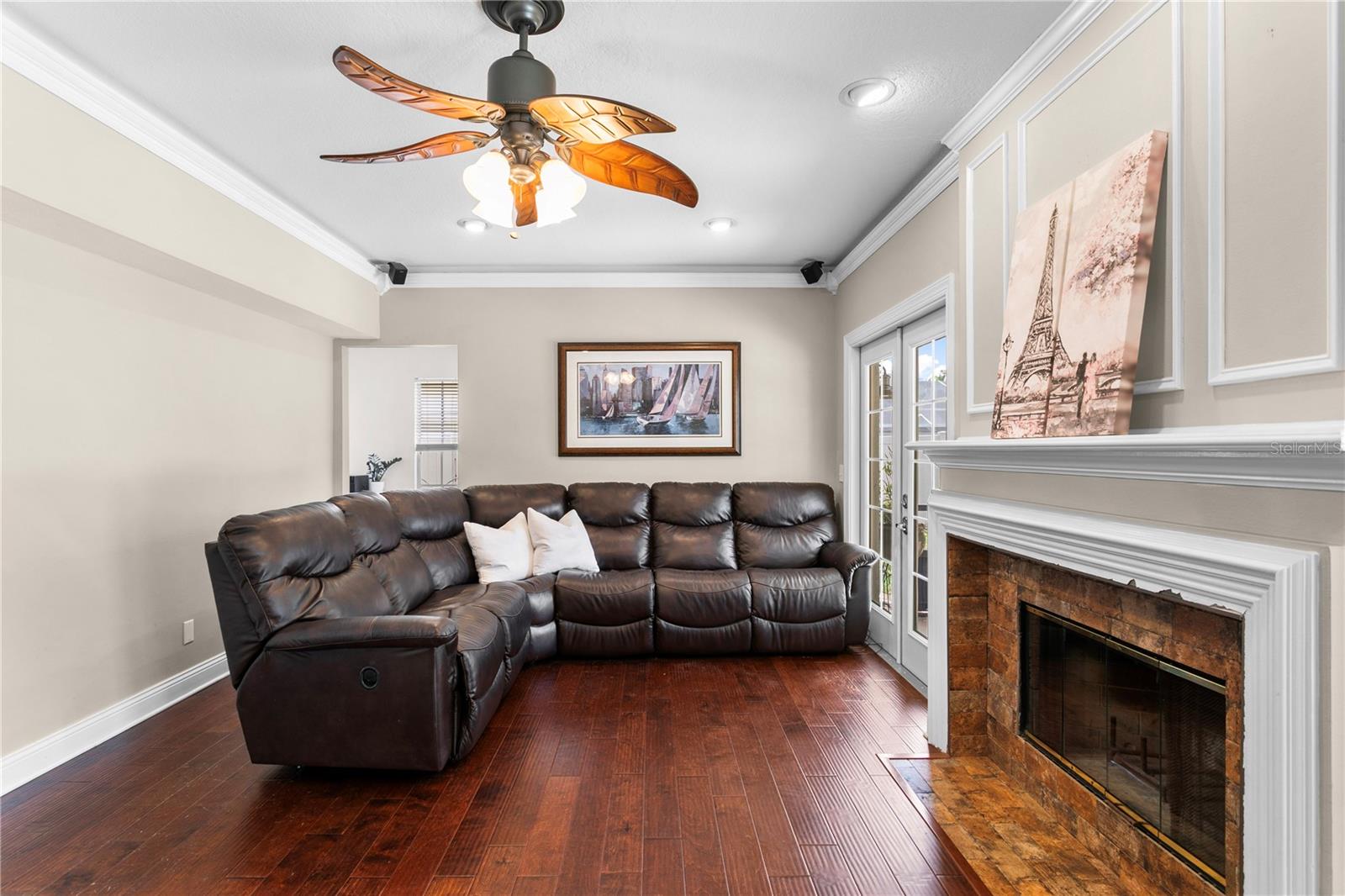 FARMINGTON - Residential