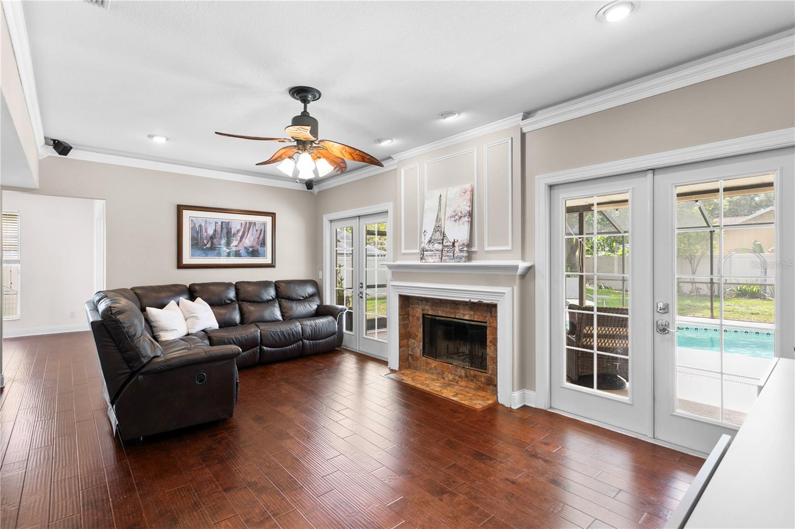 FARMINGTON - Residential