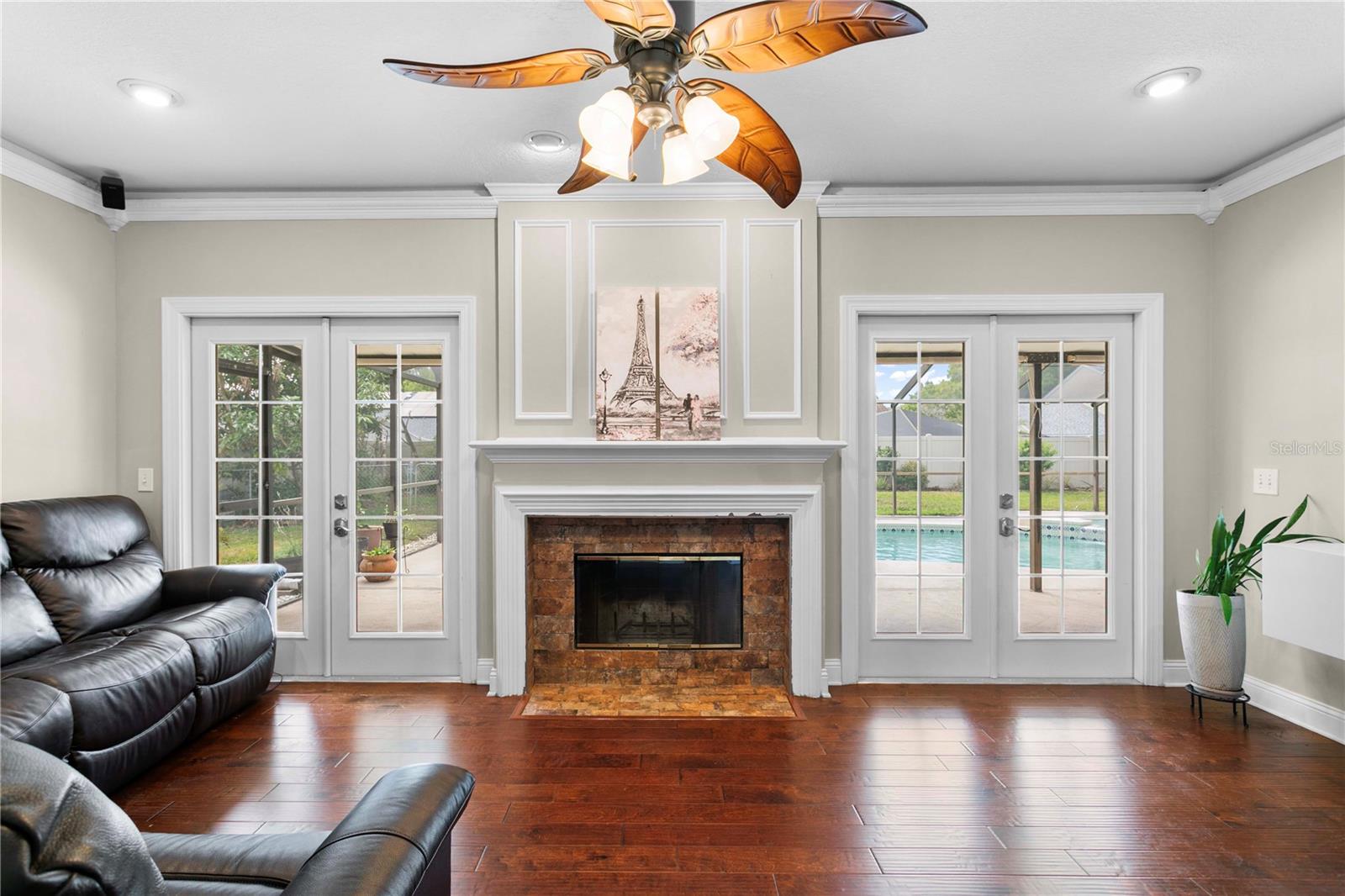 FARMINGTON - Residential